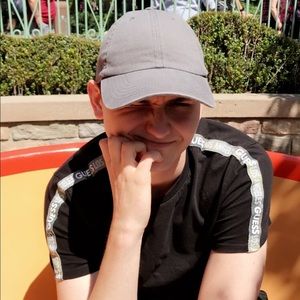 Meet your Posher, James